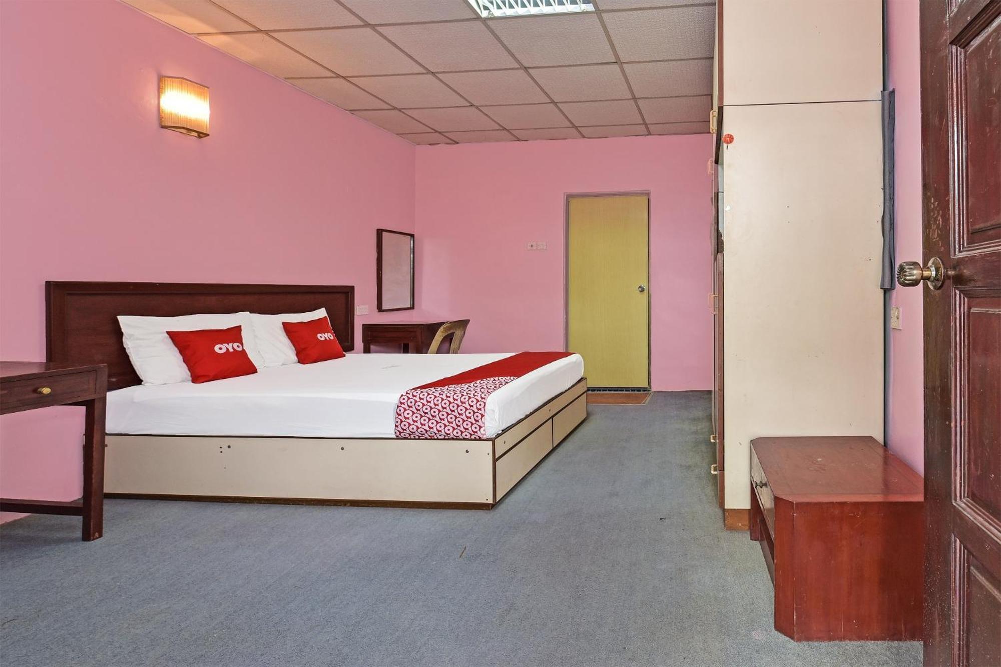 Hotel Super Oyo 90599 De Rose 2*